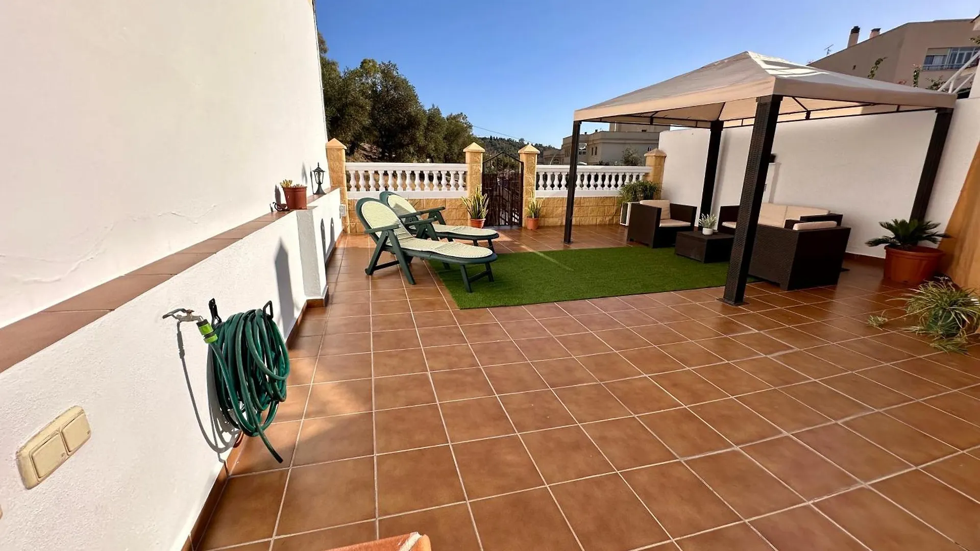 Сasa de vacaciones Villa The House In Toquero Solarium Views To The Alcazaba Málaga